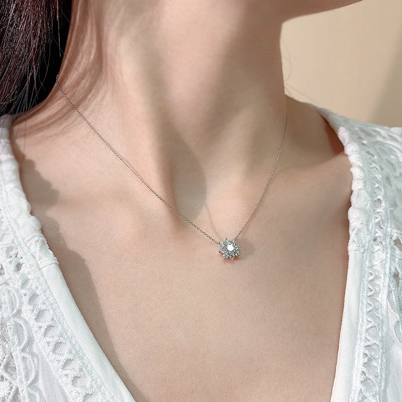 18K White Gold 1CT Diamond Sunflower Necklace, Diamond Snowflake Necklace, Ladies Diamond Necklace For Wife Girlfriend Ladies etc.